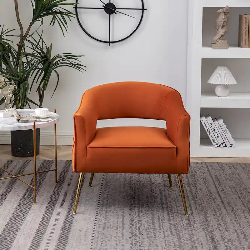 Chaise d'appoint moderne en velours SEYNAR avec dossier incurvé et pieds dorés pour le salon